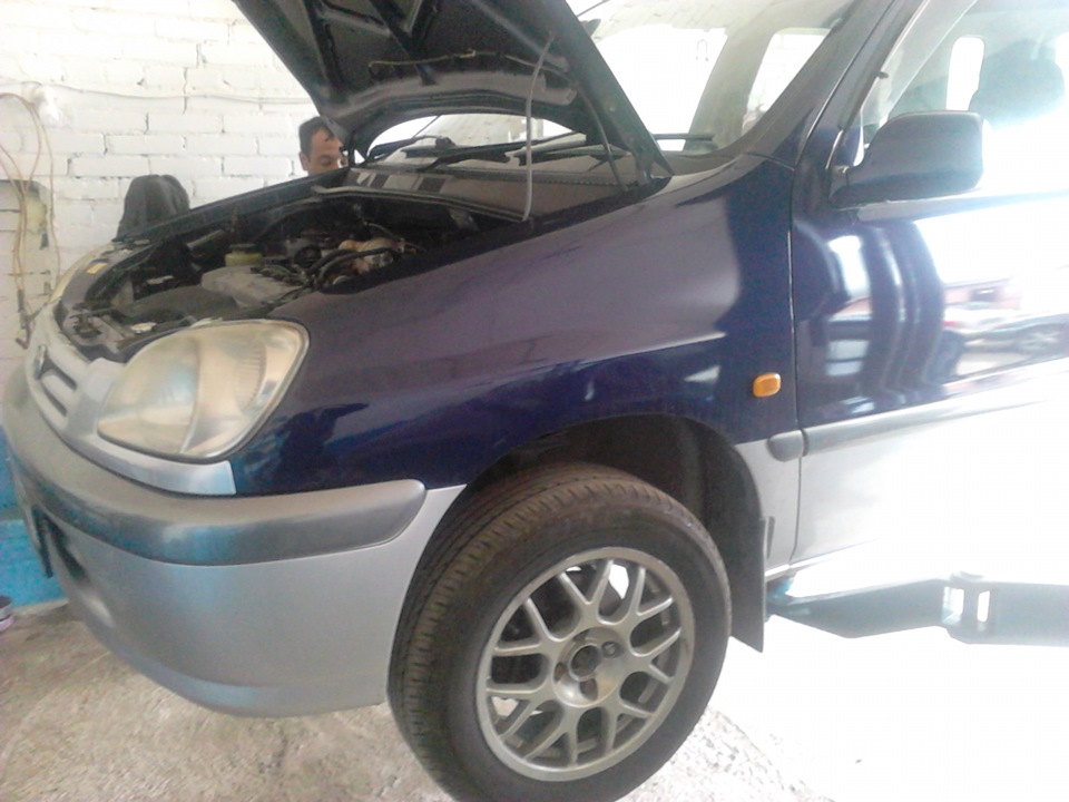 Фото в бортжурнале Toyota Raum (10)