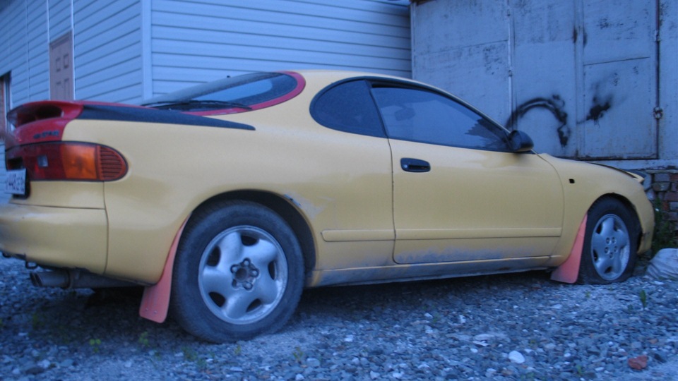 Toyota Celica yellow moon V.B.B.C.33