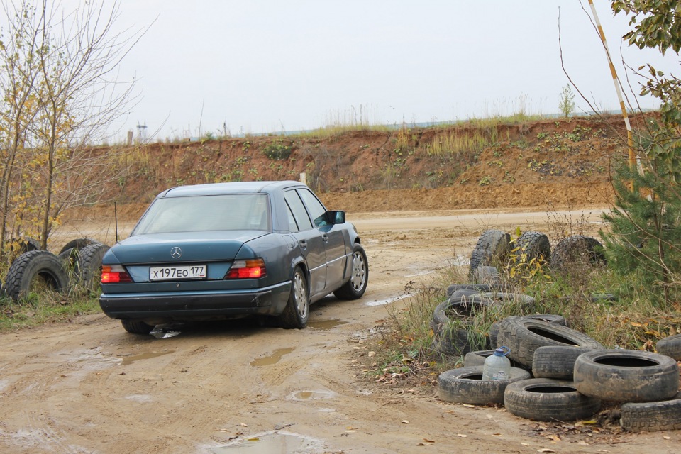 Фото в бортжурнале Mercedes-Benz E-Class (W124)