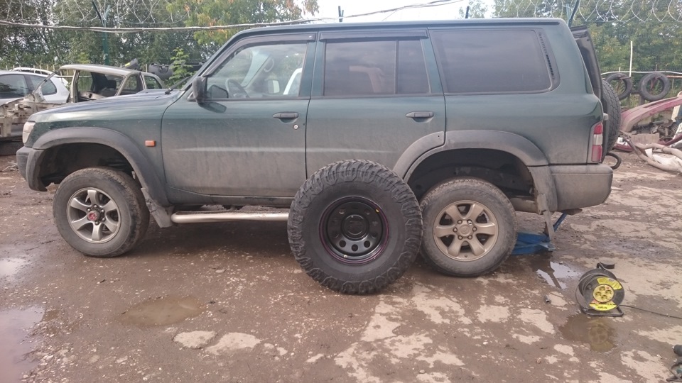 Фото в бортжурнале Nissan Patrol GR II (Y61)