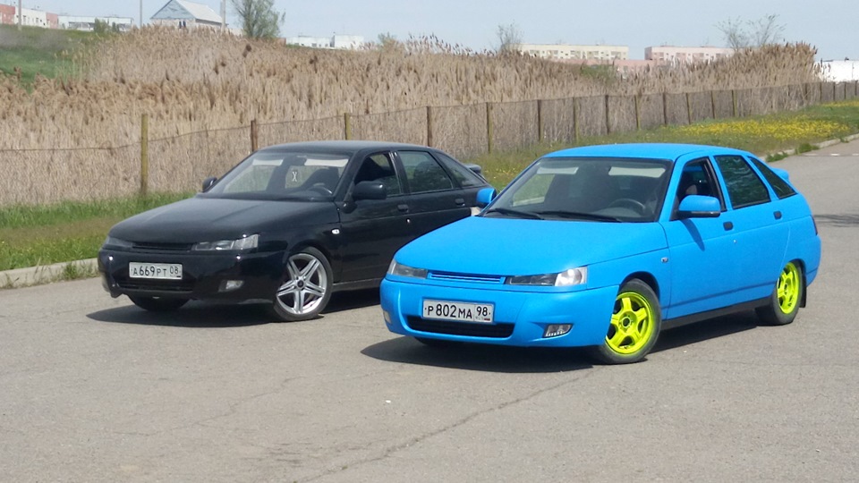 Lada 2112 Blue Matte