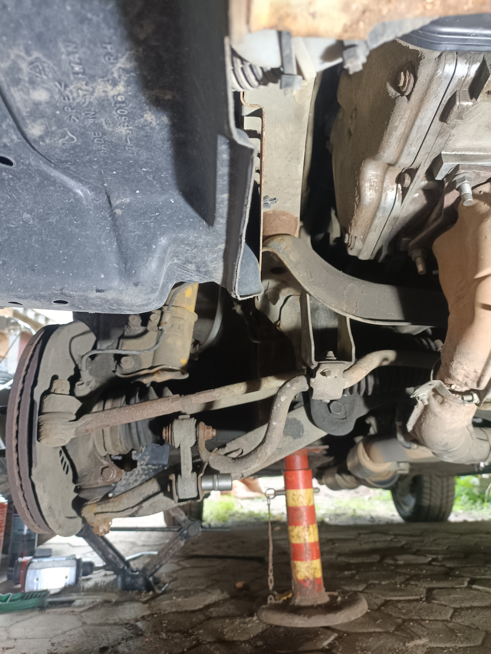 Передняя подвеска + мелочь. Ошибка… Застучала рейка( — Subaru