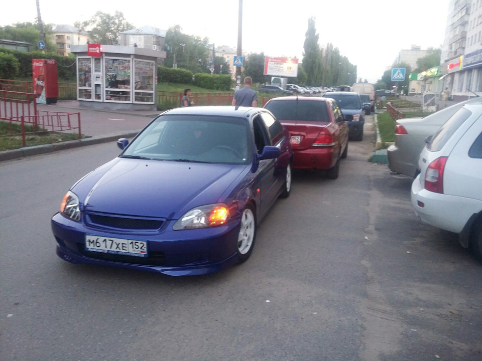 А морда красивая :) — Honda Civic Hatchback (6G)