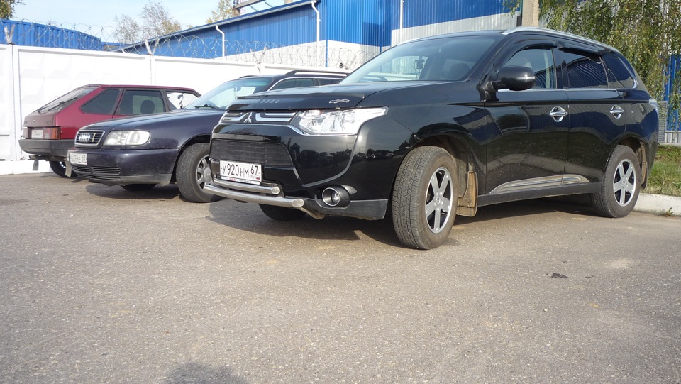 Тонковата поди? — Mitsubishi Outlander (3G)