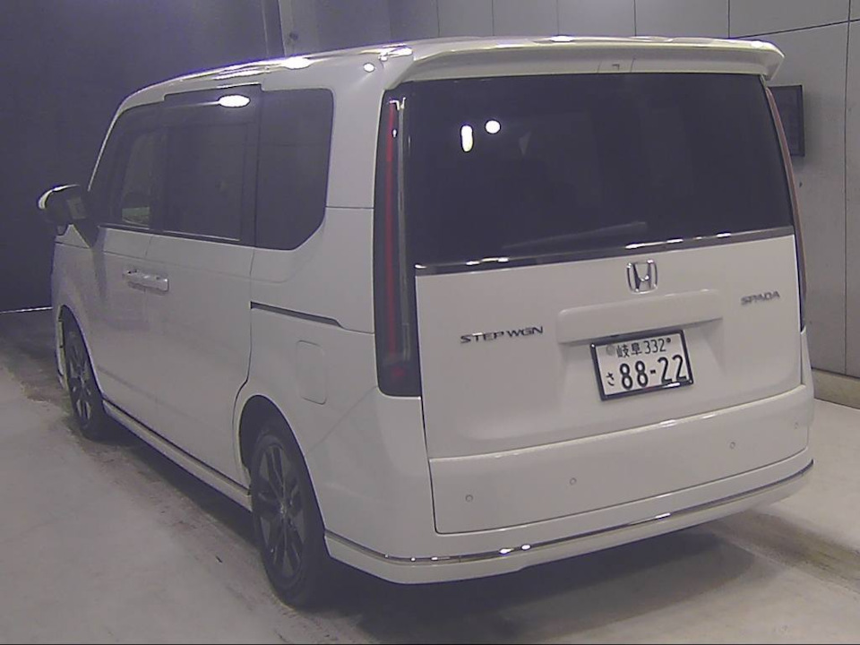 . — Honda Stepwgn (6G)