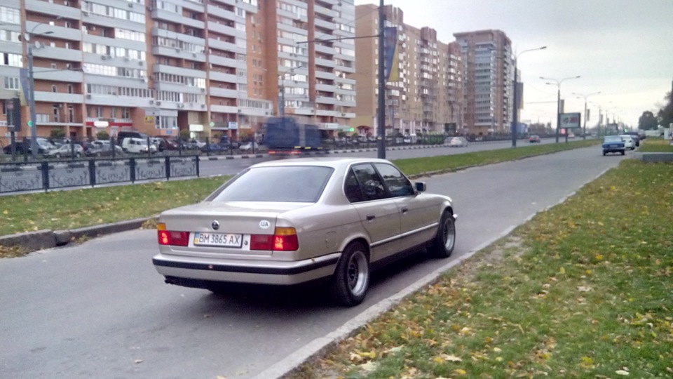 Фото в бортжурнале BMW 5 series (E34)