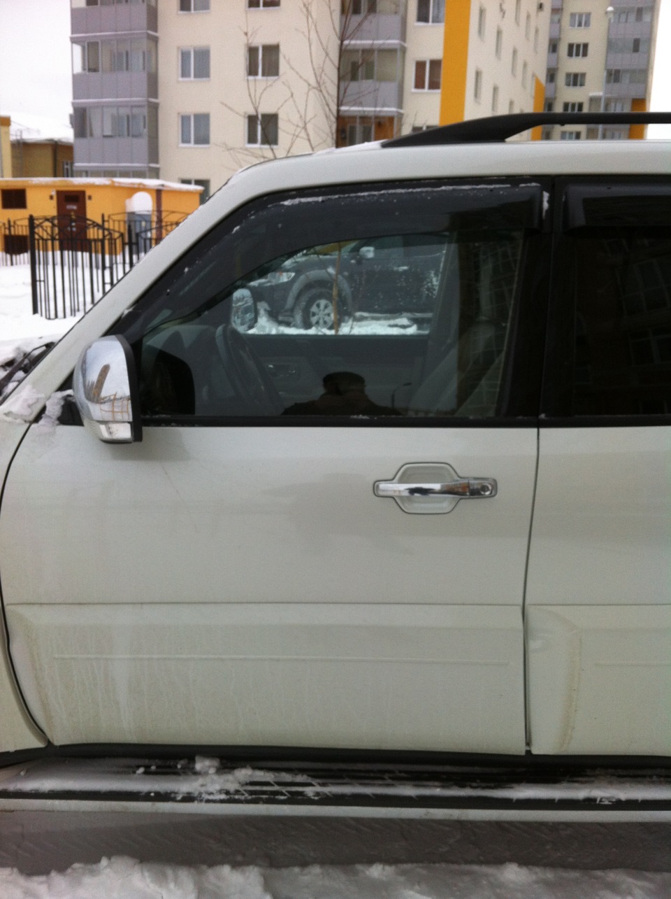 Фото в бортжурнале Mitsubishi Pajero (4G)
