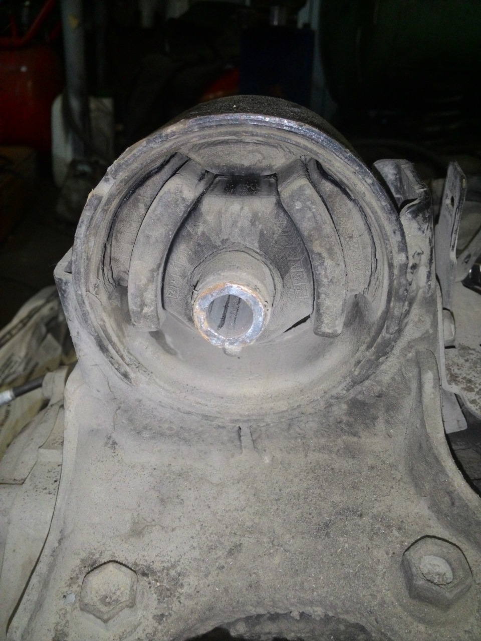 Фото в бортжурнале Nissan Cefiro (A32)