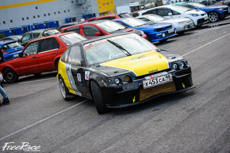 Фото в бортжурнале Honda CR-X (2G)