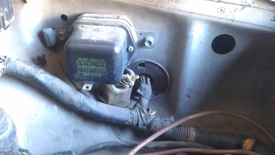 Собственно сабж — Toyota Carib (25). Found on photo: 021700