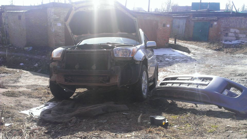 после, чего и до бампера добрался))) — Toyota RAV4 (II)