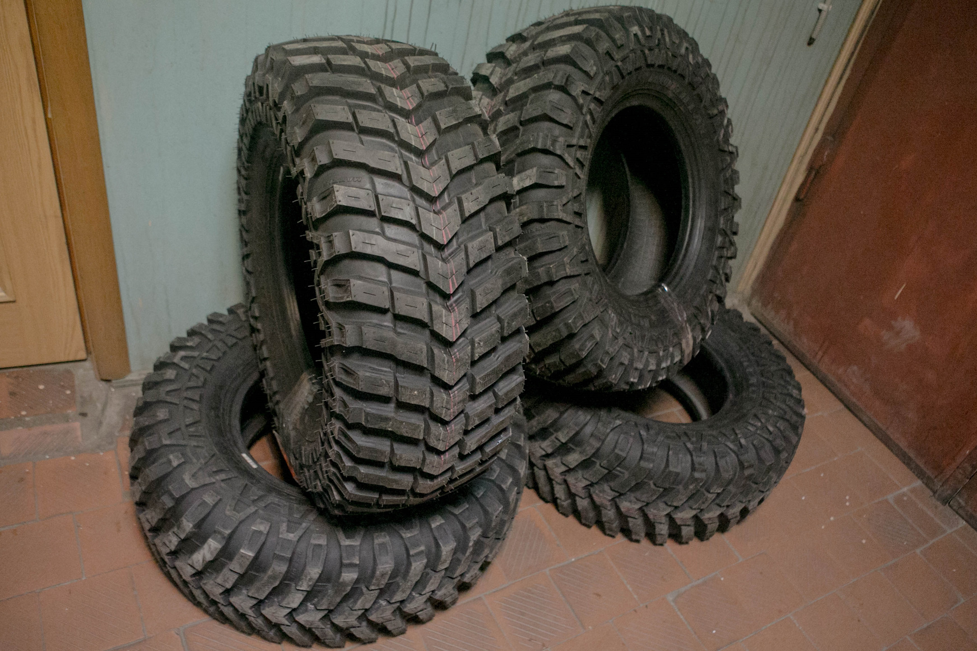 [1]. Резина Maxxis M8080 Mudzilla 31x11,5x15 — Lada 4x4 3D бензин, 1,7 ...