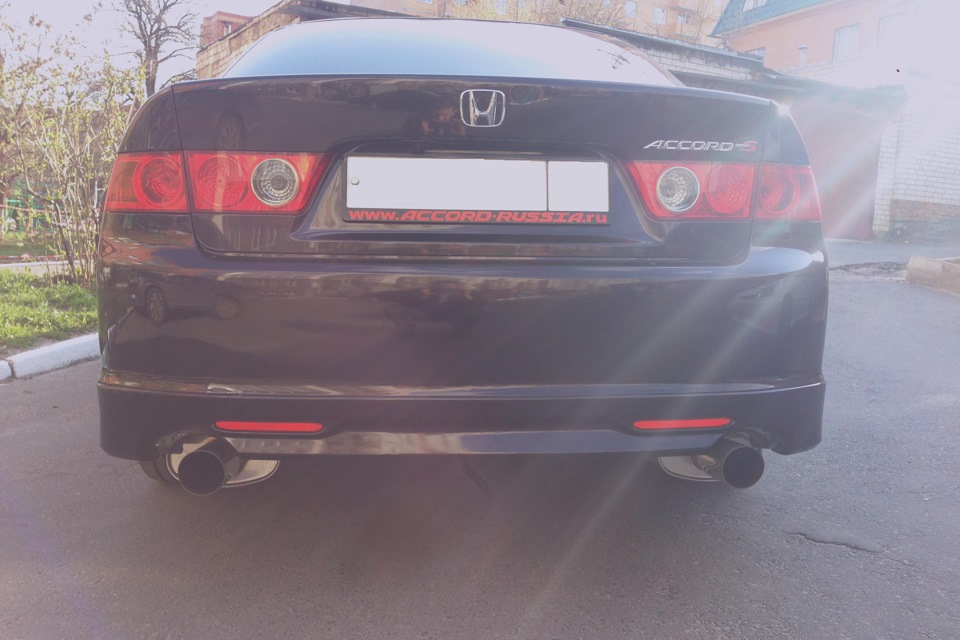 Сзади вид стал на порядок интереснее) — Honda Accord (7G)