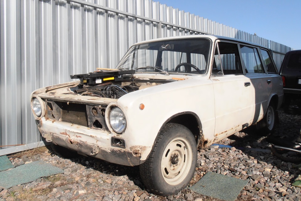 У вашей кривая морда — хватит это терпеть. — Lada 2102