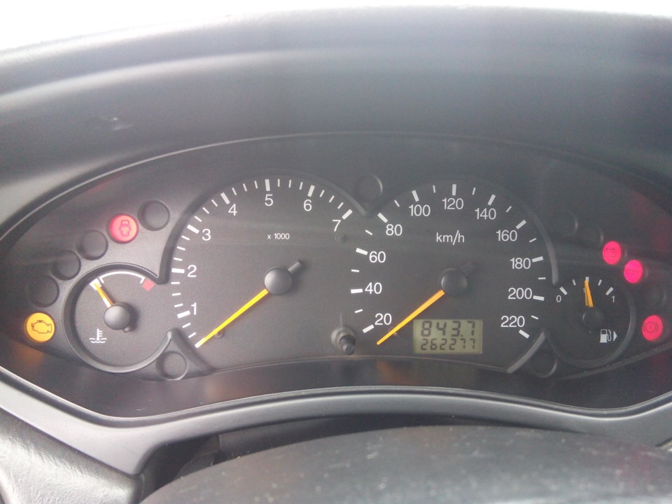 Фото в бортжурнале Ford Focus Sedan I