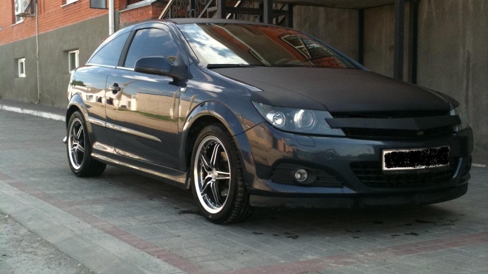 Opel Astra GTC 1.8 (140л/с)