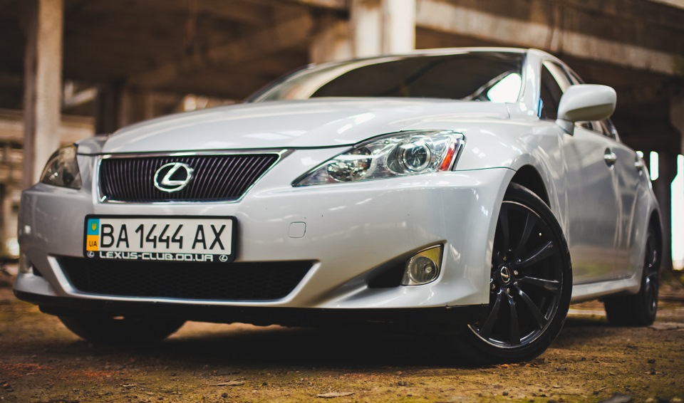 Фото в бортжурнале Lexus IS II. Запчасти на фото: 1444AX