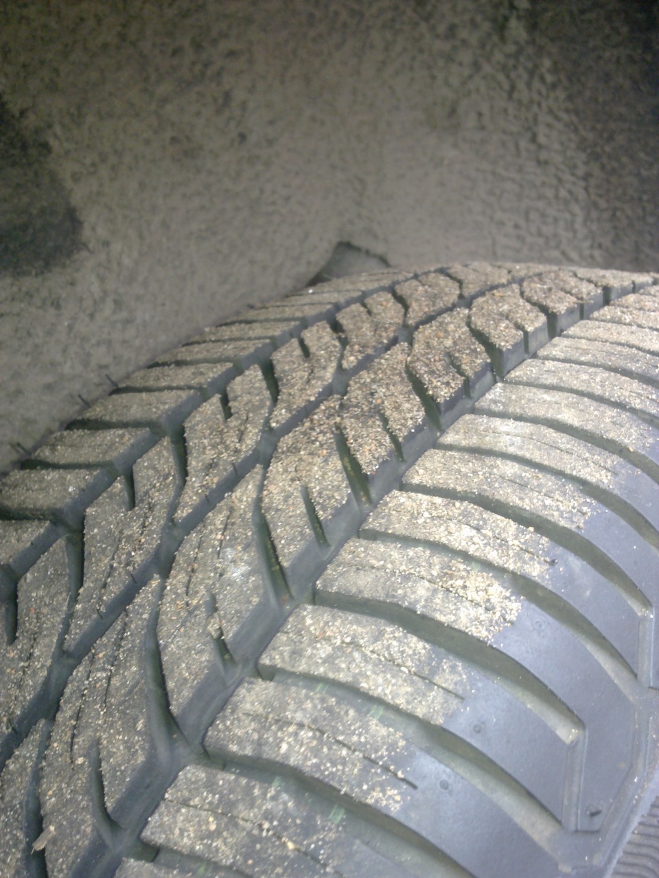 good year gt3 которая с ОЛх — Ford Transit Connect (1G). Запчасти на фото: Goodyear GT-3