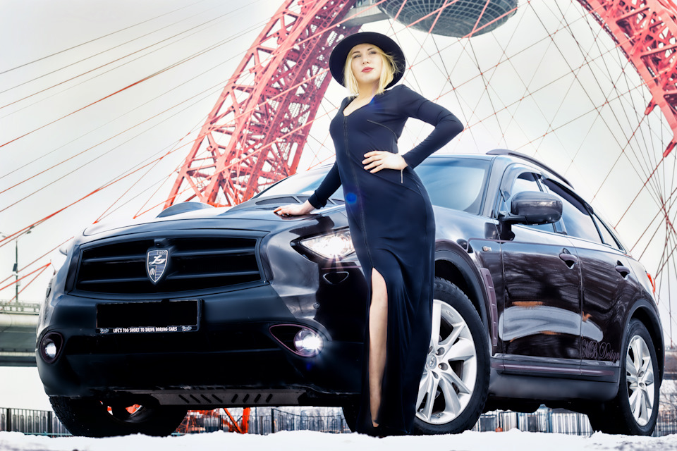 Более сексуальные фотки по ссылке выше — Infiniti QX70