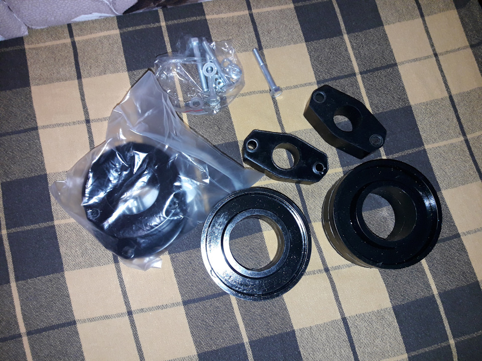 Фото в бортжурнале Toyota Fortuner (2G)