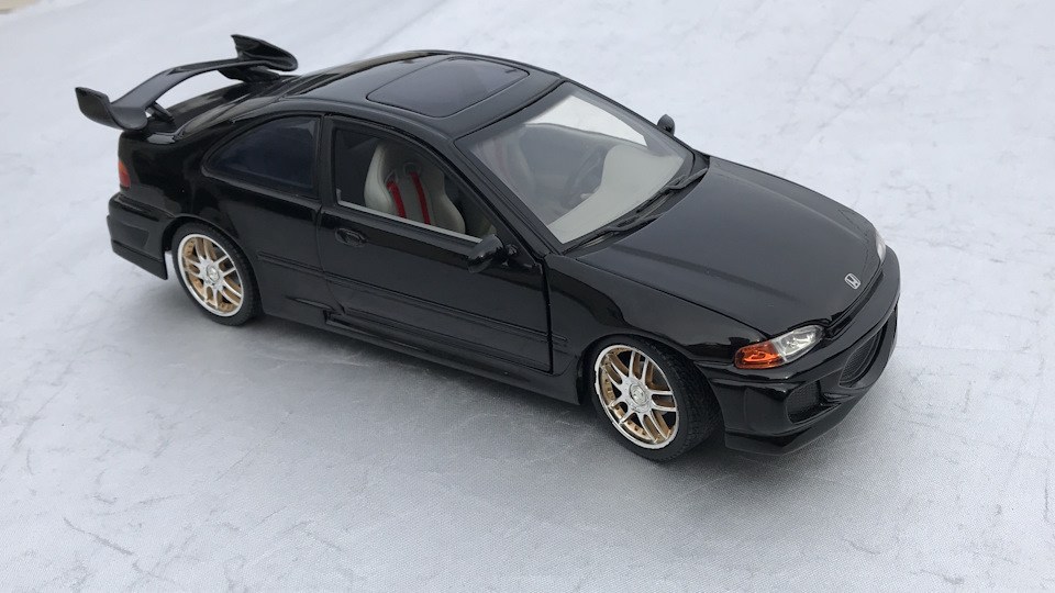 Honda Civic Coupe Si (type R), 1995 (1/18 ERTL Racing Champions
