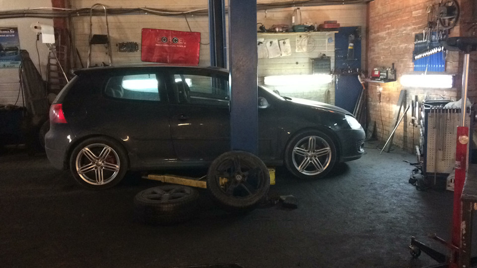 Фото в бортжурнале Volkswagen Golf GTI Mk5