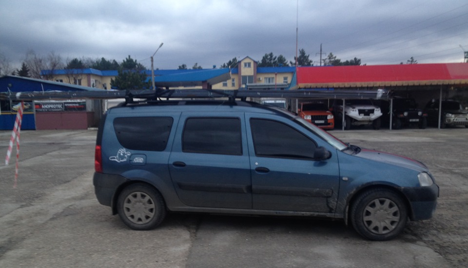 Фото в бортжурнале Dacia Logan MCV (1G)
