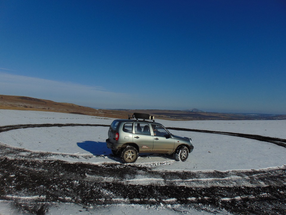 5 — Chevrolet Niva (1G)
