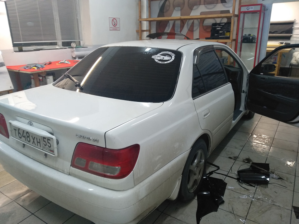 Тонировка — Toyota Carina (7G)