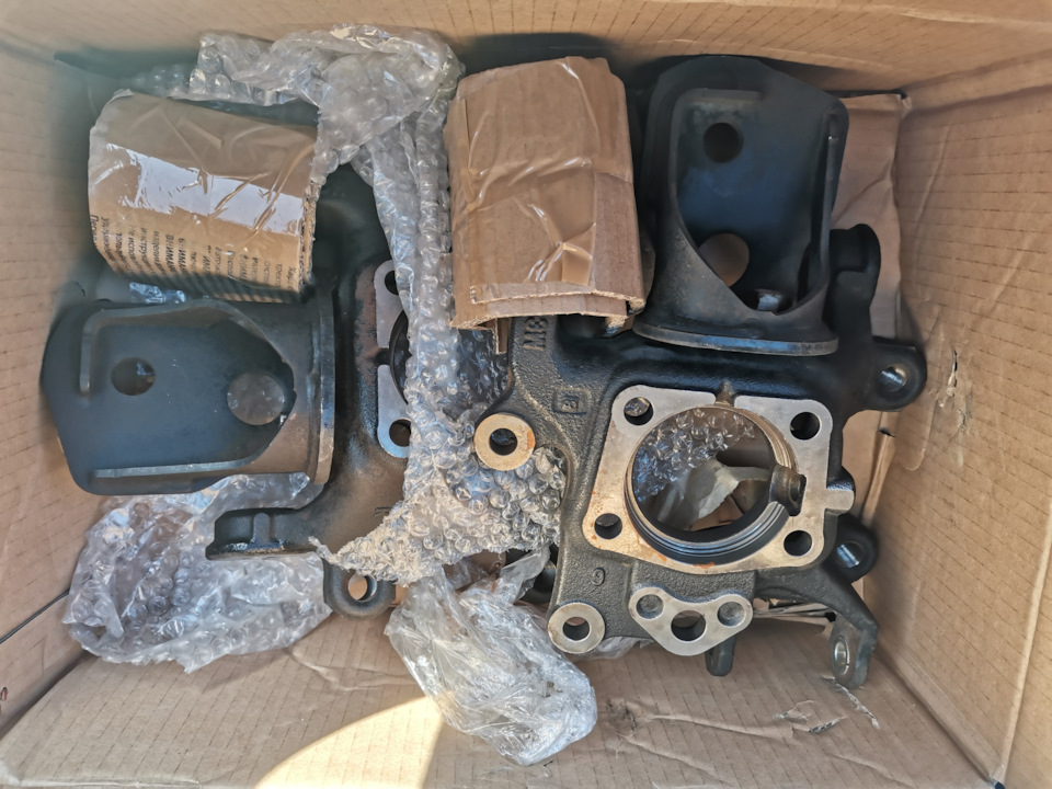 Фото в бортжурнале Toyota RAV4 (III)