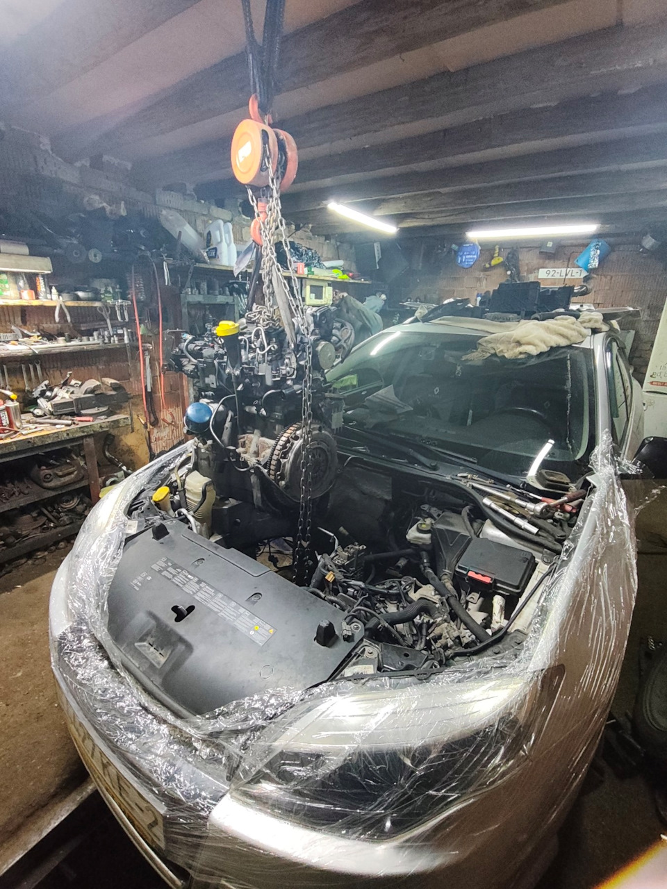 Фото в бортжурнале Renault Laguna III