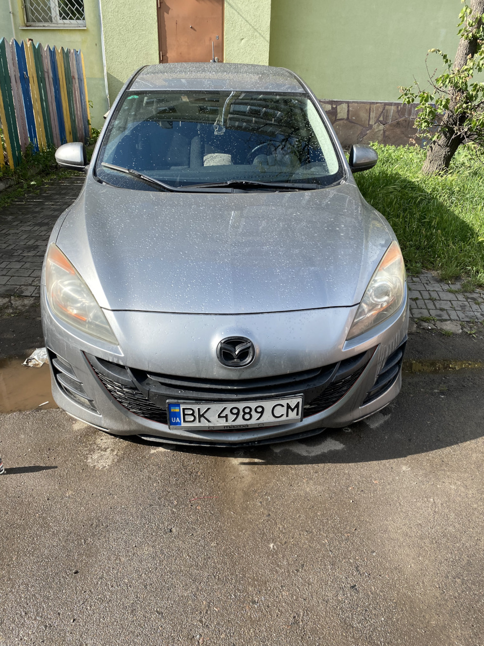 Левая шлифованная а правая нет (по ходу машины) — Mazda 3 (2G) BL