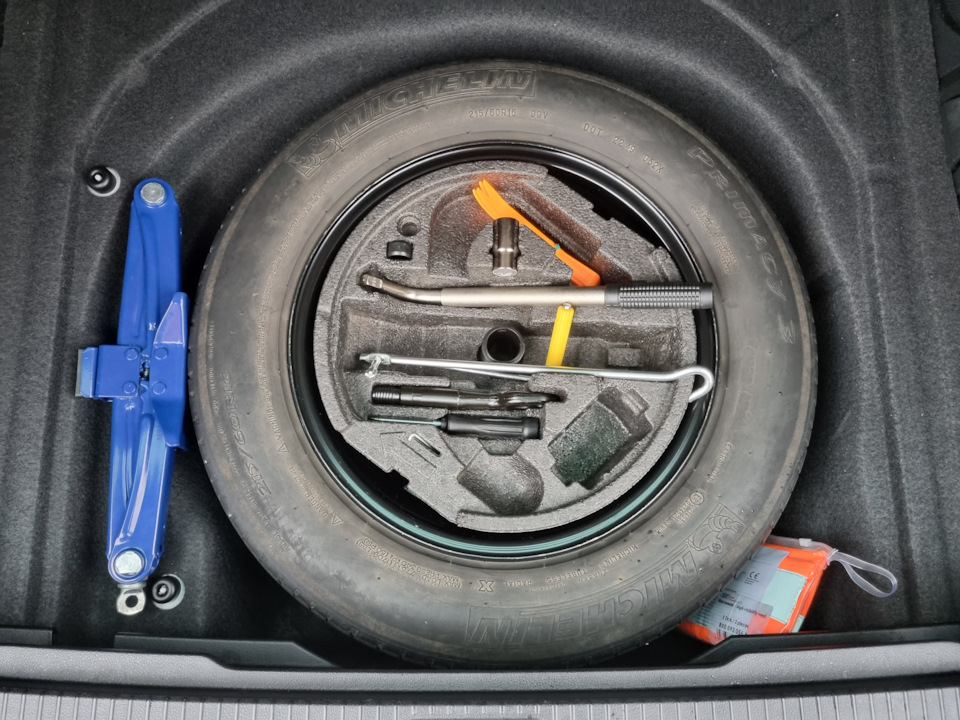 Photo from the logbook Volkswagen Passat Variant (B8)