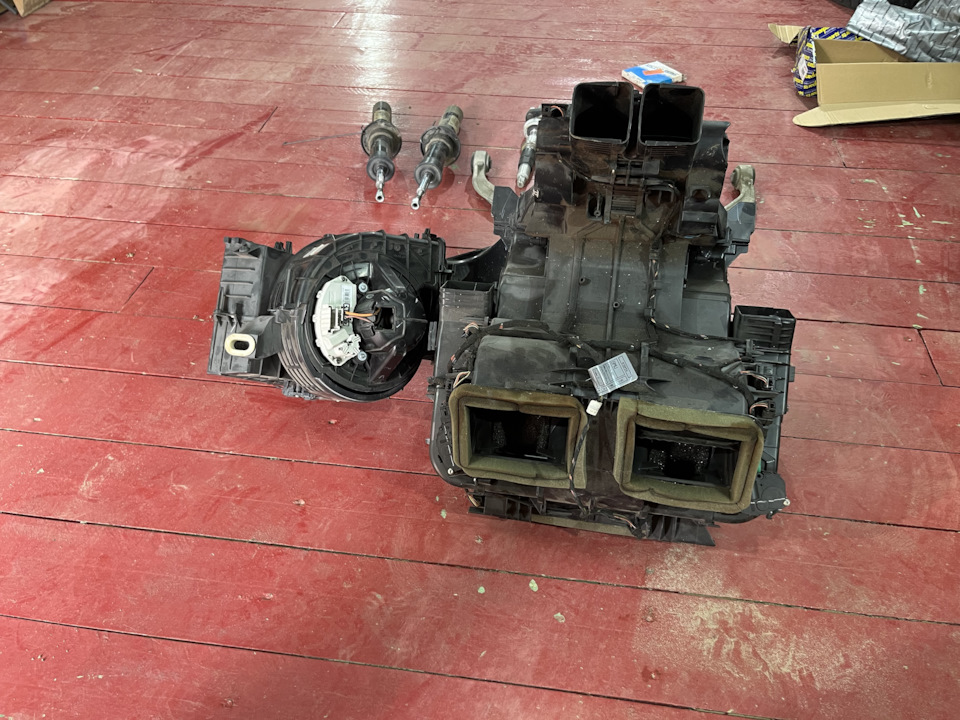Фото в бортжурнале BMW X5 (E70)
