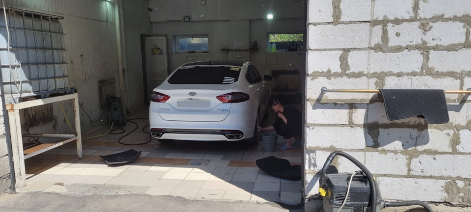Фото в бортжурнале Ford Mondeo V