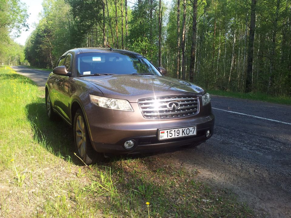 Фото в бортжурнале Infiniti FX (1G)
