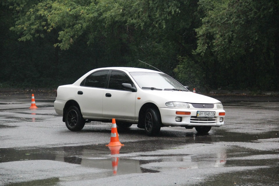 Фото в бортжурнале Mazda 323 V