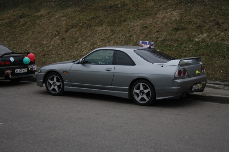 Фото в бортжурнале Nissan Laurel (C35)