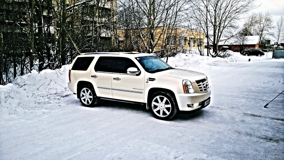 Фото в бортжурнале Cadillac Escalade (3G)