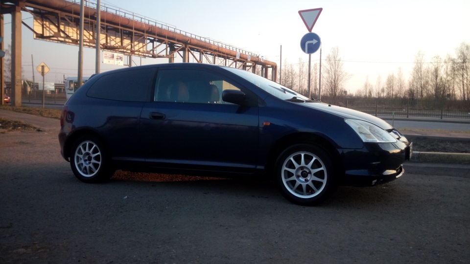 Honda Civic Hatchback семерка
