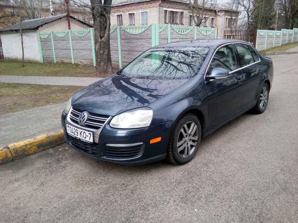Фото в бортжурнале Volkswagen Jetta V
