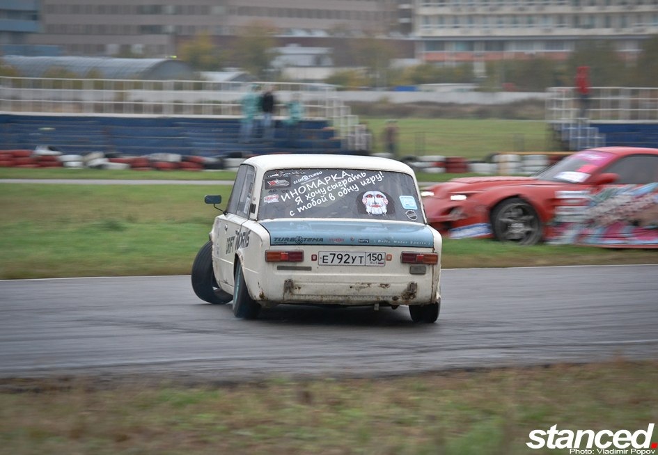 бэкворд? — Lada 21013