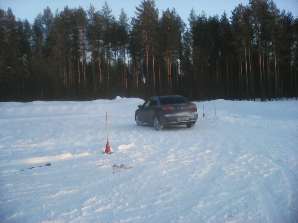 Фото в бортжурнале Mitsubishi Carisma