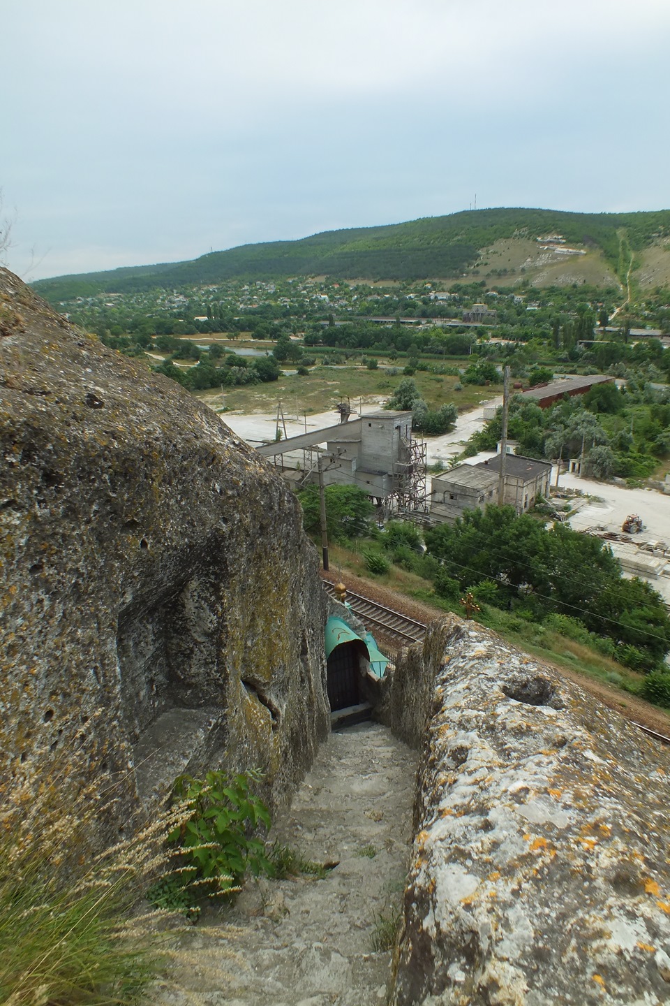 Ход в монастырь — Great Wall Hover