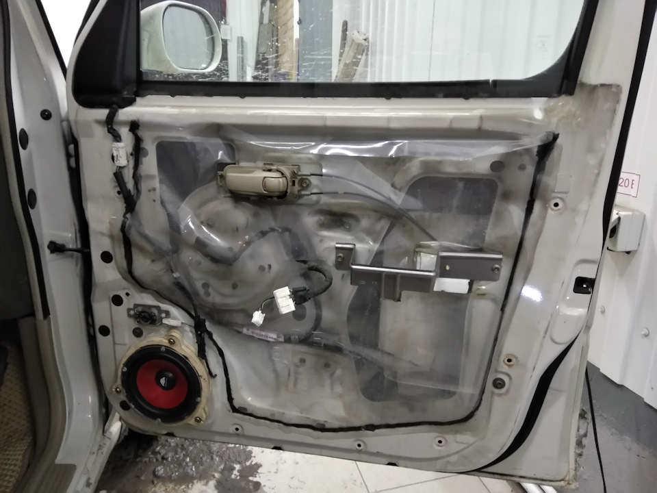 Фото в бортжурнале Nissan Cube II