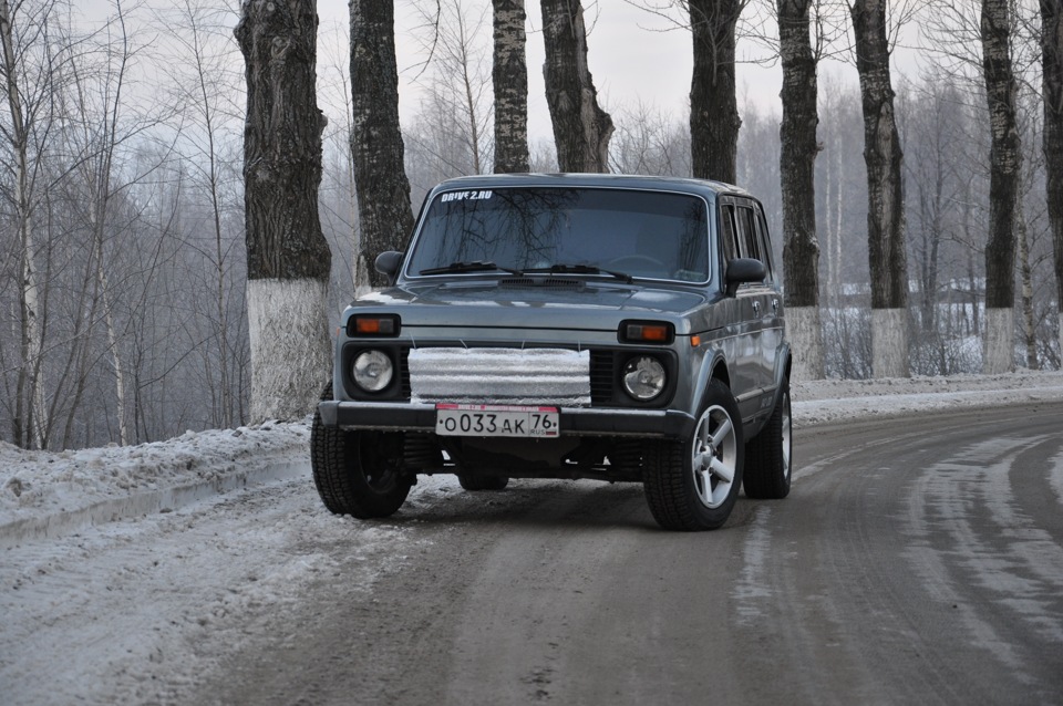 9 — Lada 4x4 5D