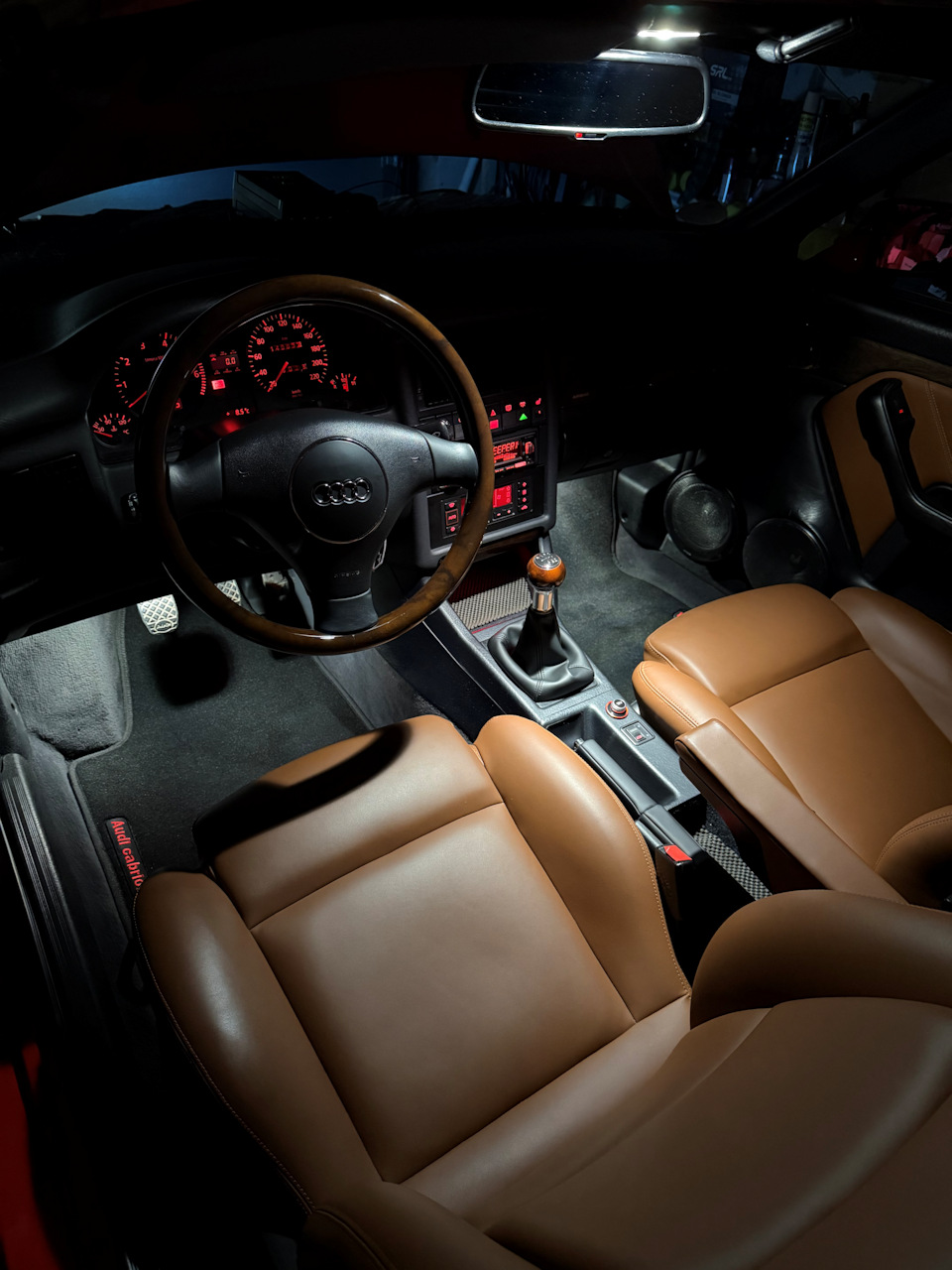 Фото в бортжурнале Audi Cabriolet (B4)