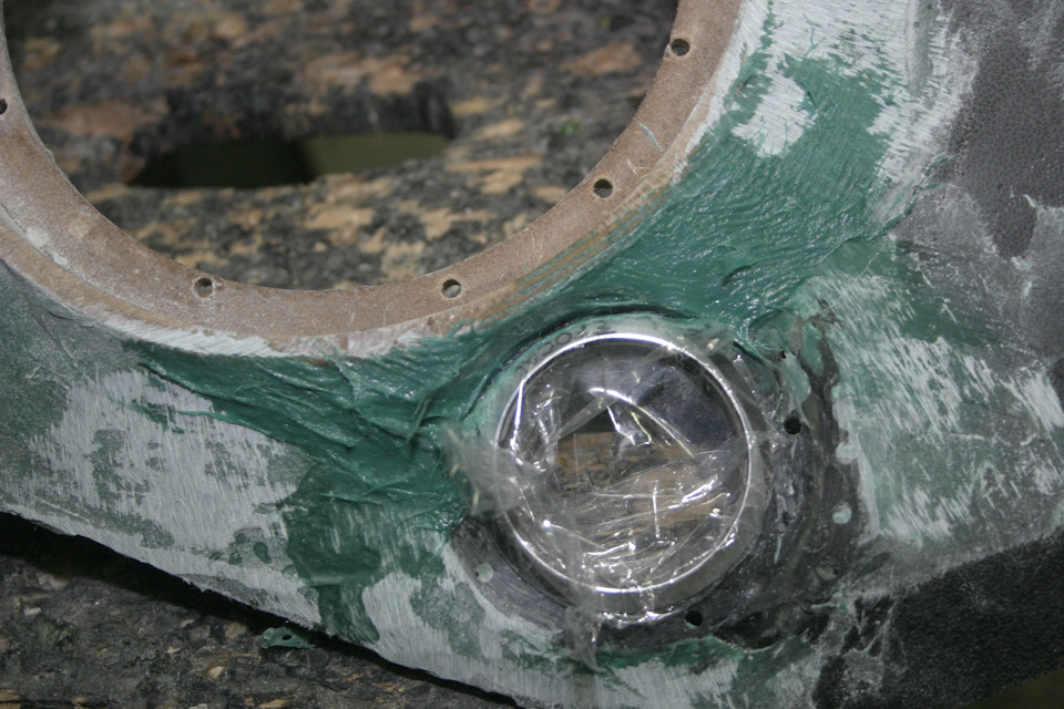 Отформована пищалка центрального канала — Lada XRAY