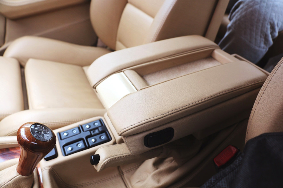 Фото в бортжурнале BMW 5 series (E34)
