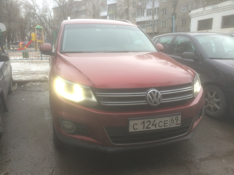 Общий вид — больше грязи и все норм! Битая, крашенная, моя! — Volkswagen Tiguan (1G)